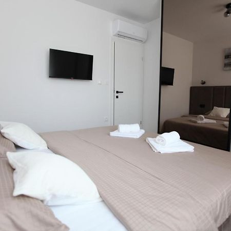 Apartment Sweet Dreams โตรกีร์ ภายนอก รูปภาพ