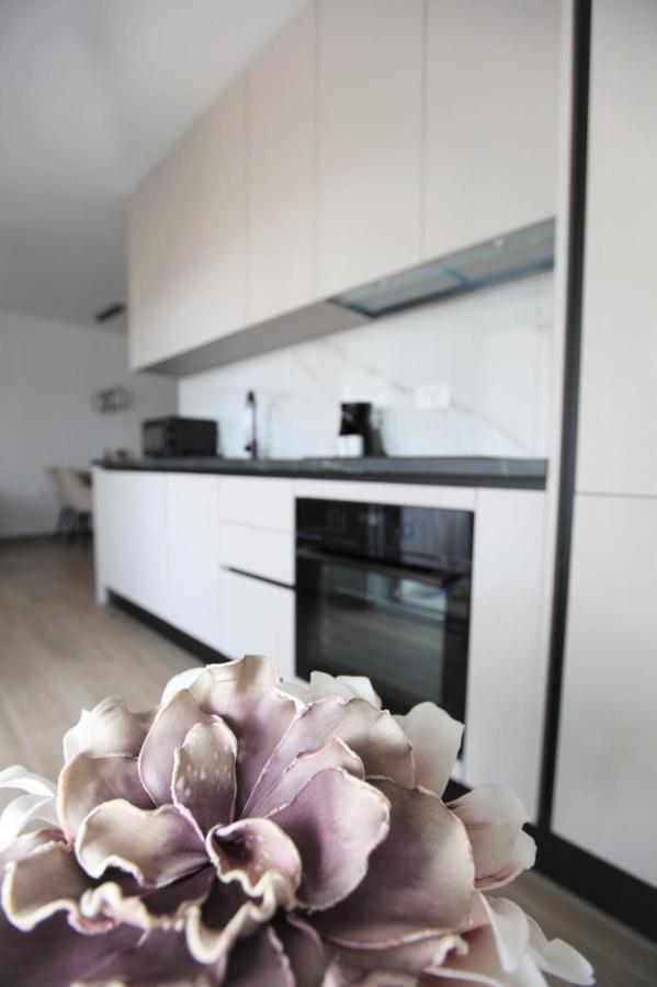 Apartment Sweet Dreams โตรกีร์ ภายนอก รูปภาพ